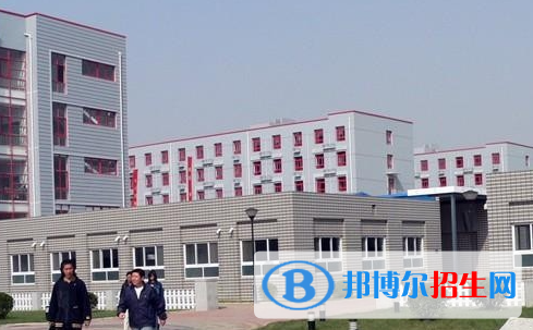天津商業(yè)大學(xué)寶德學(xué)院是不是雙一流大學(xué)？