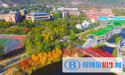天津傳媒學院是不是雙一流大學？
