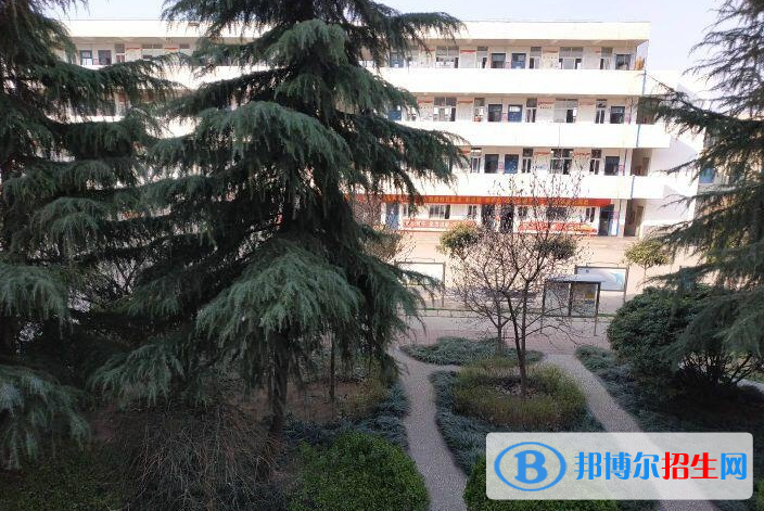 襄城縣綜合高級(jí)中學(xué)錄取分?jǐn)?shù)線(2022襄城縣綜合高級(jí)中學(xué))