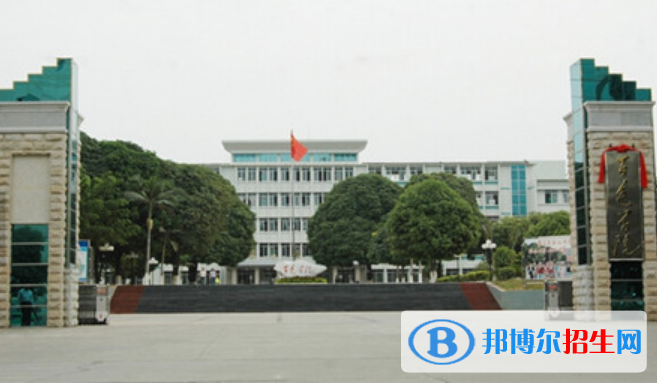 百色學(xué)院是不是雙一流大學(xué)？
