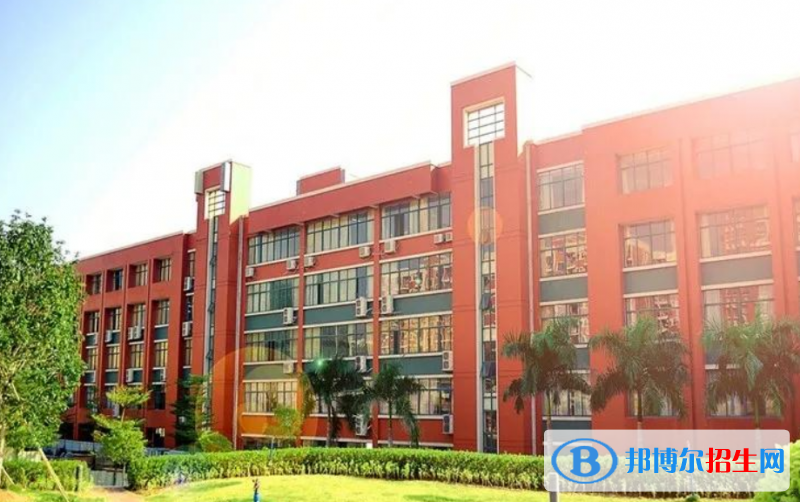 山西財經(jīng)大學華商學院是不是雙一流大學？