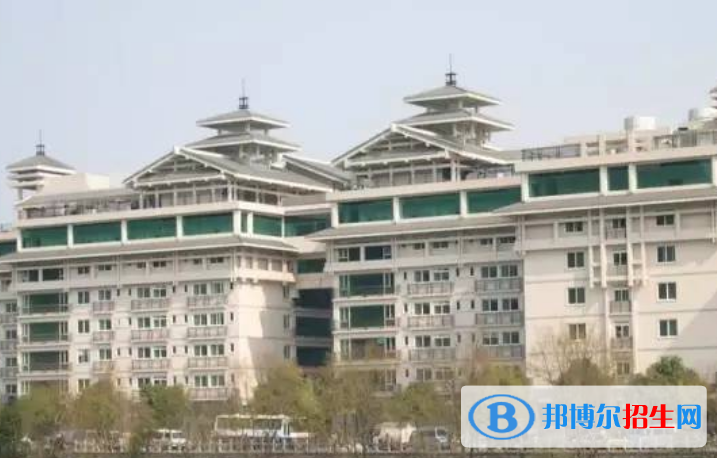 桂林學(xué)院是不是雙一流大學(xué)？