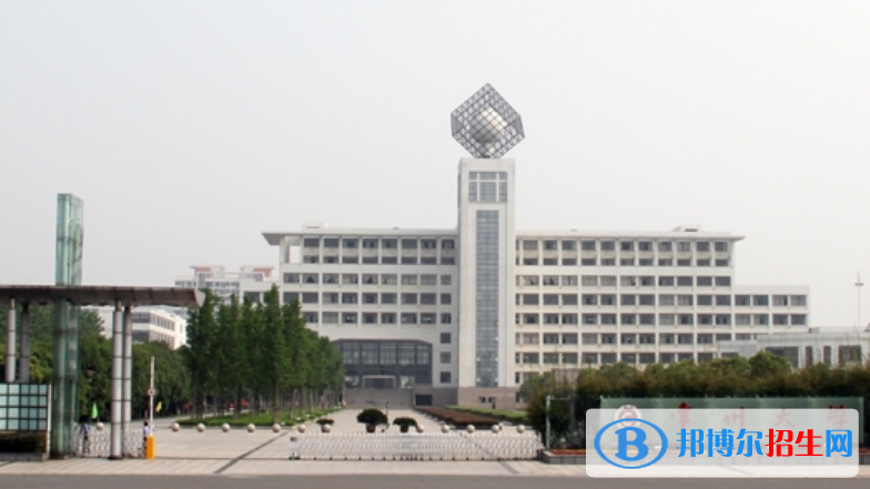 常州大學是不是雙一流大學？