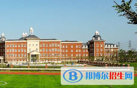 上海惠靈頓國際學(xué)校初中部2023年報(bào)名時(shí)間2