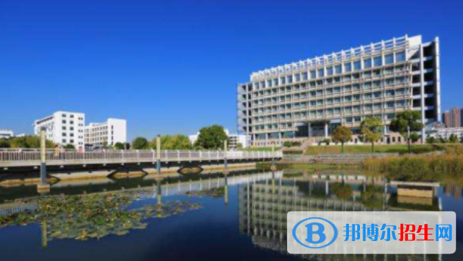 蚌埠工商學(xué)院是不是雙一流大學(xué)？ 