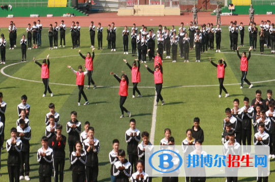 重慶市榮昌縣職業(yè)教育中心2023年報名條件、招生要求、招生對象