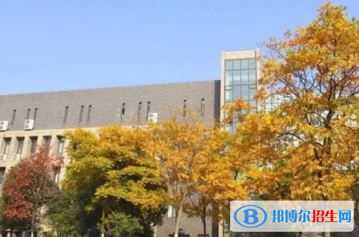 安徽藝術(shù)學(xué)院是不是雙一流大學(xué)？