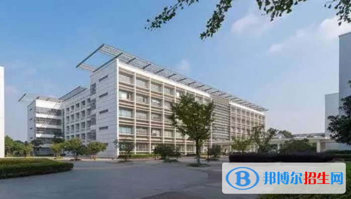 蘇州城市學(xué)院是不是雙一流大學(xué)？