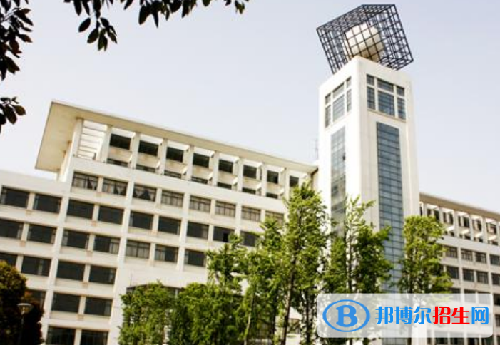 常州大學(xué)懷德學(xué)院是不是雙一流大學(xué)？