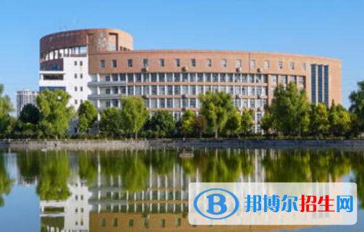 宿遷學(xué)院是不是雙一流大學(xué)？
