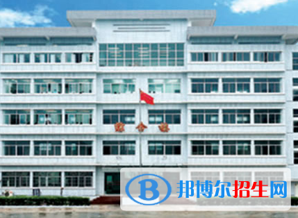 重慶市機(jī)械高級技工學(xué)校2023年學(xué)費(fèi)、收費(fèi)多少