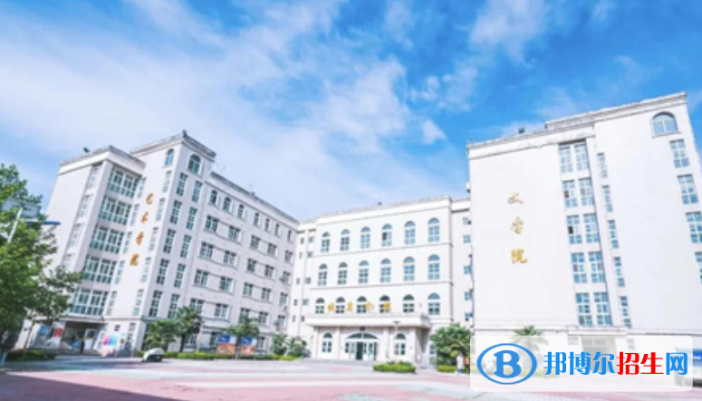 西安翻譯學(xué)院是幾本？是985和211嗎？