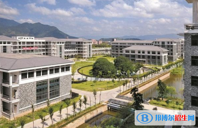 福建江夏學(xué)院是幾本？是985和211嗎？