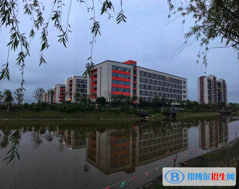 南通縱橫國(guó)際職業(yè)技術(shù)學(xué)校2023年報(bào)名條件、招生要求、招生對(duì)象