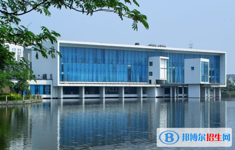 蘇州城市學(xué)院是幾本？是985和211嗎？