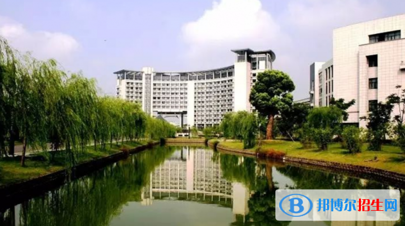 浙江工商大學(xué)杭州商學(xué)院是幾本？是985和211嗎？
