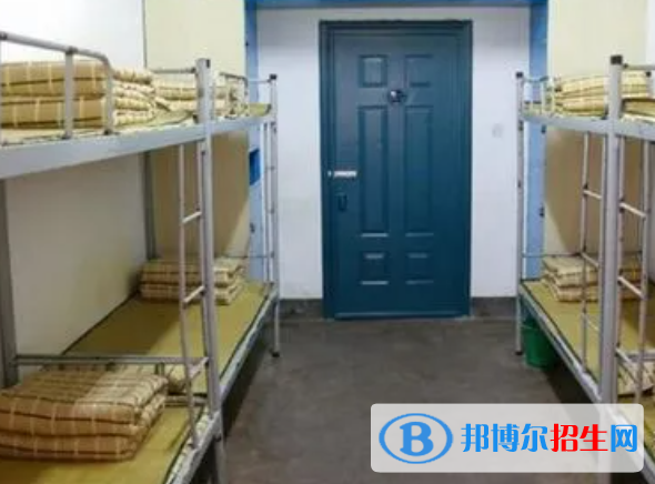 重慶藝才技工學(xué)校2023年宿舍條件