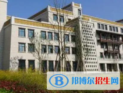綿陽泛美飛行職業(yè)技術(shù)學(xué)校2023年學(xué)費(fèi)、收費(fèi)多少
