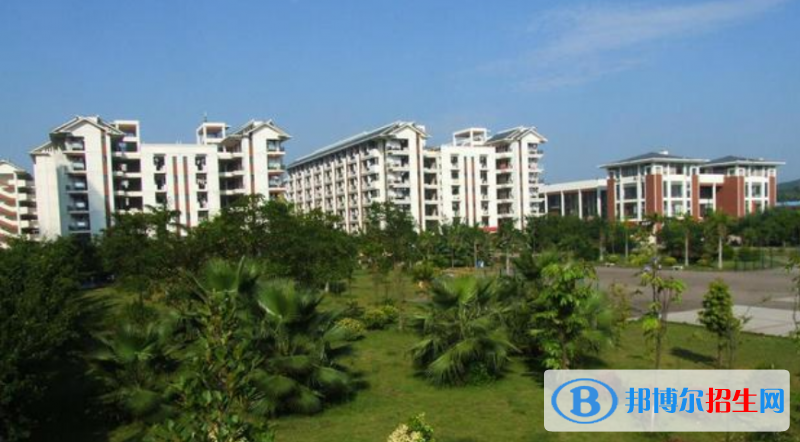 廣西民族大學(xué)相思湖學(xué)院是幾本？是985和211嗎？
