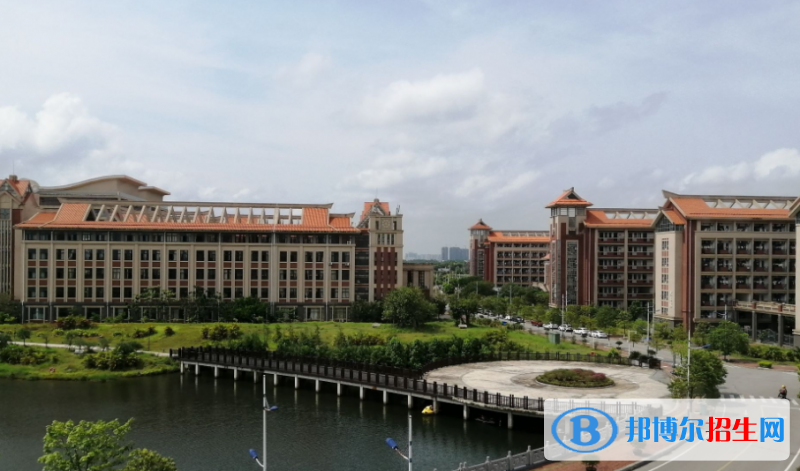 北部灣大學(xué)是幾本？是985和211嗎？