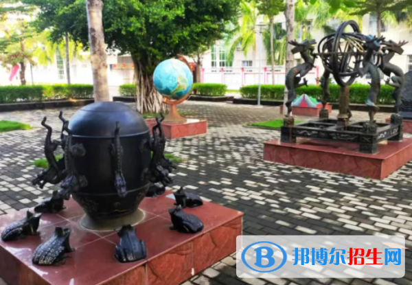 2023年?？谑械诙袑W(xué)招生錄取分?jǐn)?shù)線