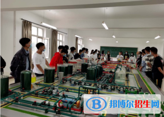 2023年廣東茂名石油職業(yè)學校網(wǎng)站網(wǎng)址