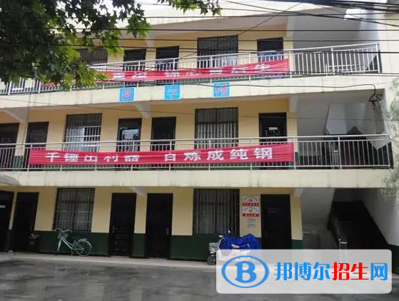2023年渭南市興華職業(yè)學(xué)校報(bào)名條件、招生要求、招生對(duì)象