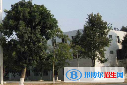 2023年饒平現(xiàn)代職業(yè)技術(shù)學(xué)校報(bào)名條件、招生要求、招生對(duì)象