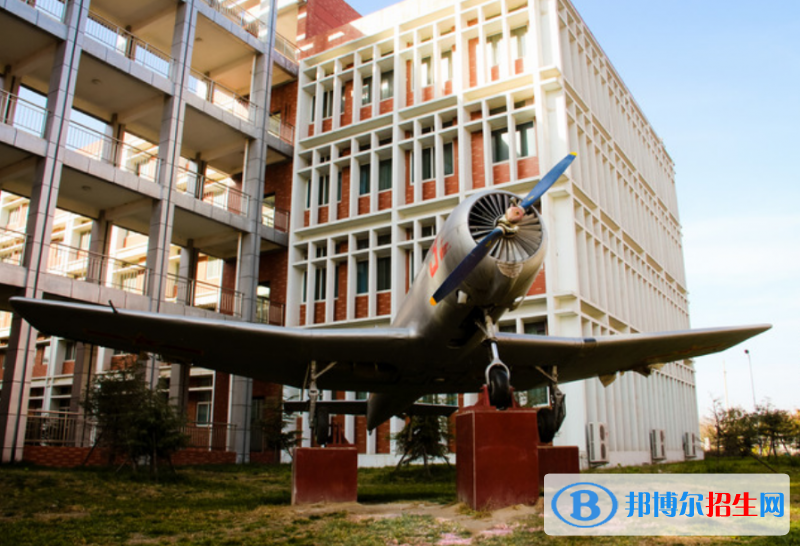 鄭州航空工業(yè)管理學(xué)院是幾本？是985和211嗎？