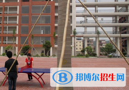 2023年揭陽(yáng)揭東區(qū)現(xiàn)代職校學(xué)費(fèi)、收費(fèi)多少