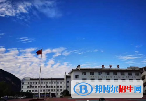 2023年施秉縣中等職業(yè)技術(shù)學(xué)校招生簡(jiǎn)章