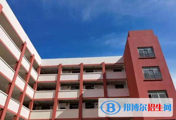 2023年?？谑虚L流中學(xué)報名條件、招生要求、招生對象