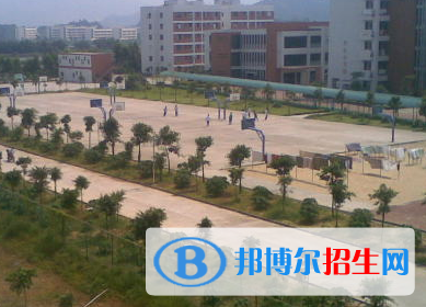2023清遠(yuǎn)市第一職業(yè)中學(xué)多少錢(學(xué)費(fèi)明細(xì))