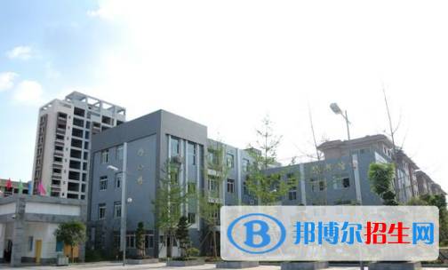2023萬(wàn)源大竹河職業(yè)中學(xué)多少錢(qián)(學(xué)費(fèi)明細(xì))