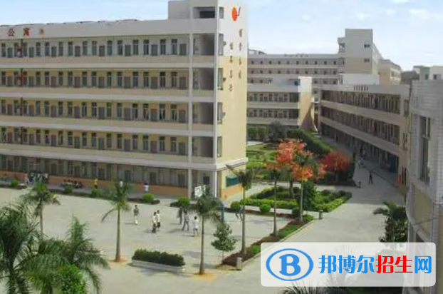 廣東省國防科技技師學(xué)院地址在哪里，哪個(gè)地區(qū)，哪個(gè)城市?