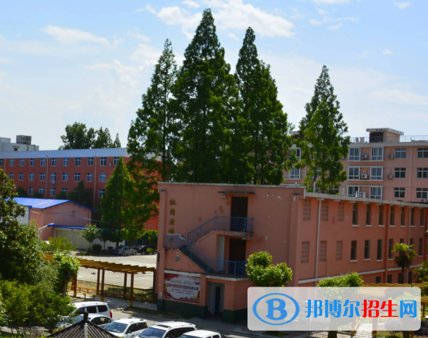 2023陜西機(jī)械高級(jí)技工學(xué)校地址在哪里，哪個(gè)地區(qū)，哪個(gè)城市?