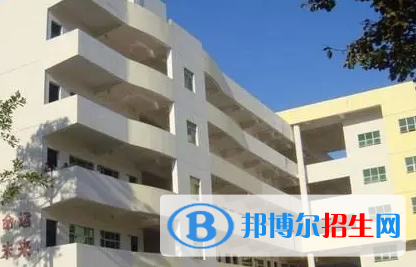 達州華南理工職業(yè)技術(shù)學校地址在哪里，哪個地區(qū)，哪個城市?
