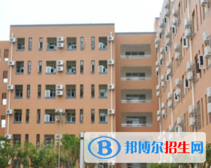資陽汽車科技職業(yè)學(xué)校地址在哪里，哪個(gè)地區(qū)，哪個(gè)城市?