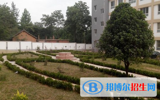 商州區(qū)職業(yè)高級中學(xué)地址在哪里，哪個地區(qū)，哪個城市?