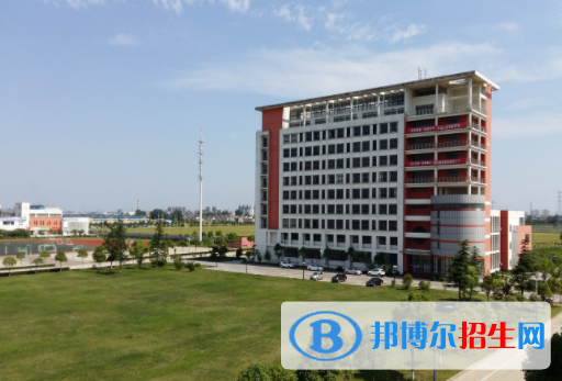 2023江蘇省寶應(yīng)中等專業(yè)學(xué)校多少錢(學(xué)費(fèi)明細(xì))
