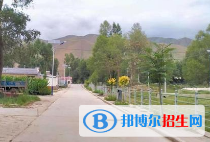 古浪黃羊川職業(yè)技術學校地址在哪里，哪個地區(qū)，哪個城市?
