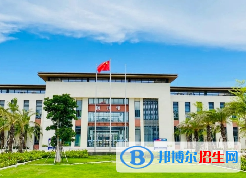 中國人民大學附屬中學三亞學校地址在哪里，哪個地區(qū)，哪個城市