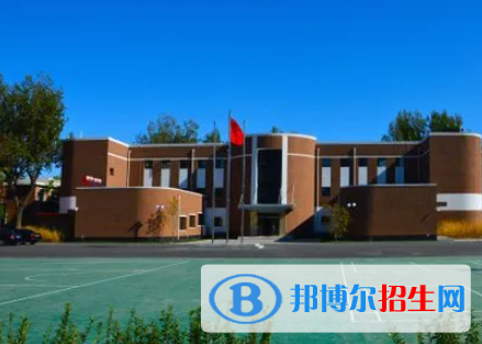 北京市振華旅游學(xué)校地址在哪里，哪個(gè)地區(qū)，哪個(gè)城市?