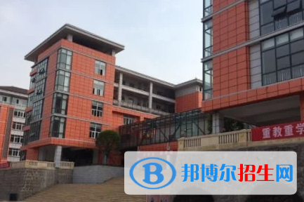 達(dá)州技師學(xué)院地址在哪里，哪個(gè)地區(qū)，哪個(gè)城市?