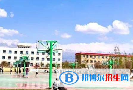 新疆林業(yè)學(xué)校地址在哪里，哪個(gè)地區(qū)，哪個(gè)城市?