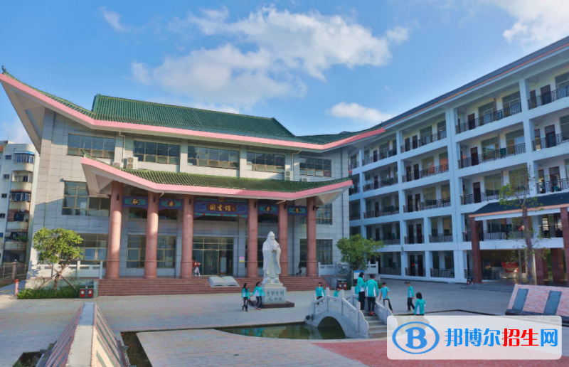 萬(wàn)寧市萬(wàn)寧中學(xué)怎么樣、好不好(2023參考)