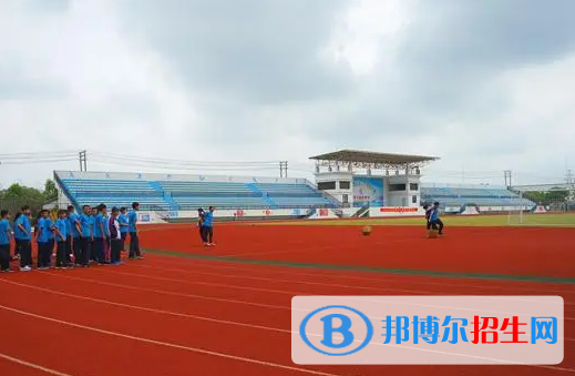 北京師范大學(xué)萬(wàn)寧附屬中學(xué)地址在哪里，哪個(gè)地區(qū)，哪個(gè)城市