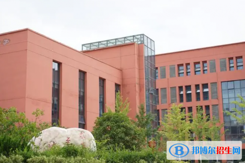 西安五十五中、西安外國語學(xué)校、華山中學(xué)2022錄取分?jǐn)?shù)線（2023參考）
