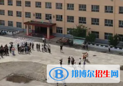 河北省靈壽縣農(nóng)業(yè)技術(shù)中專學(xué)校地址在哪里，哪個(gè)地區(qū)，哪個(gè)城市?