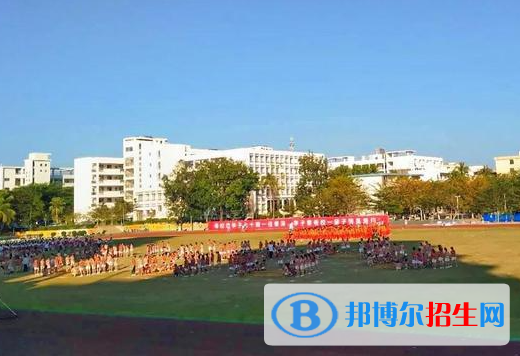 定安縣城南中學(xué)地址在哪里，哪個地區(qū)，哪個城市